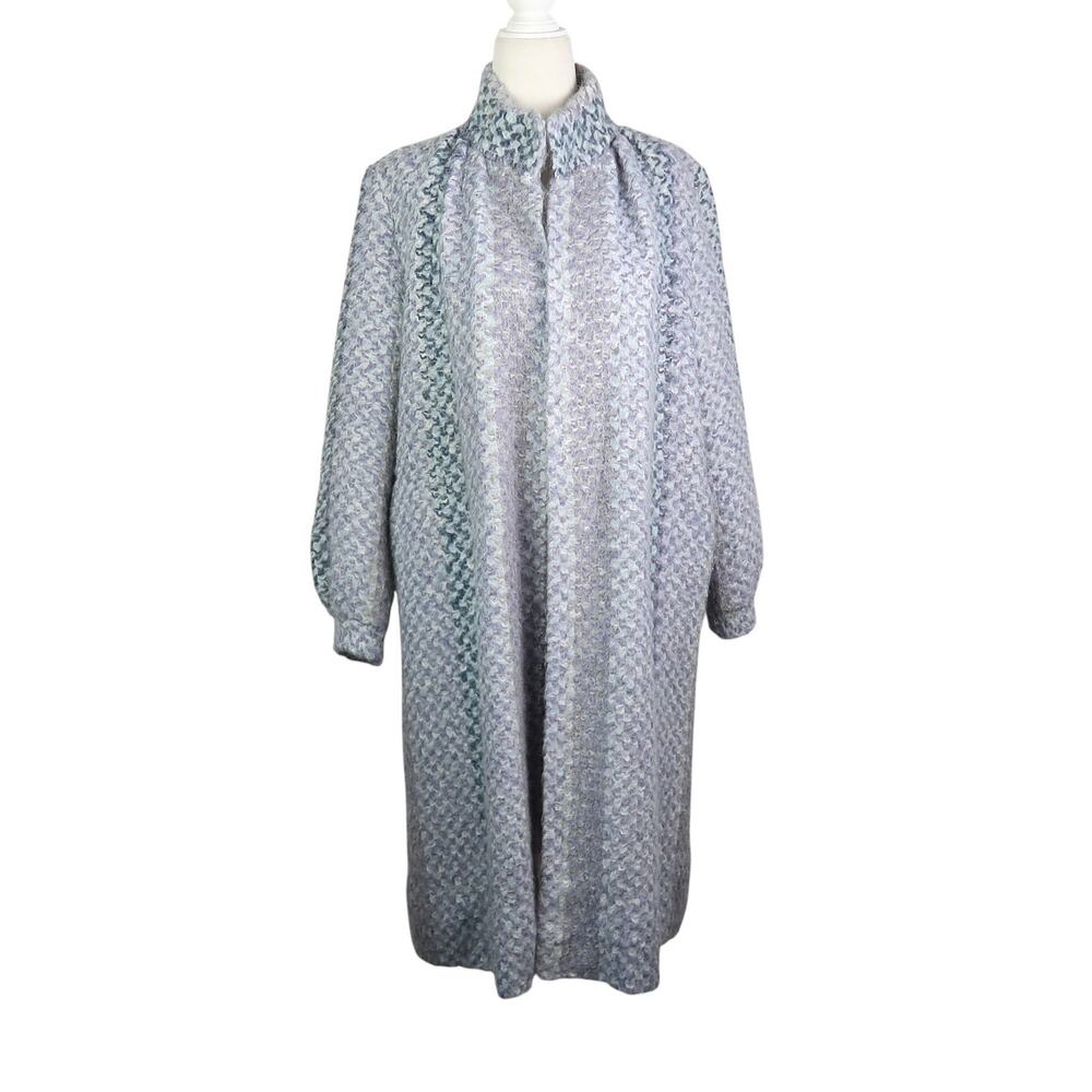 Vintage 70s Pastel Blue Mohair Boucle Fuzzy Coat MJ Seattle Small